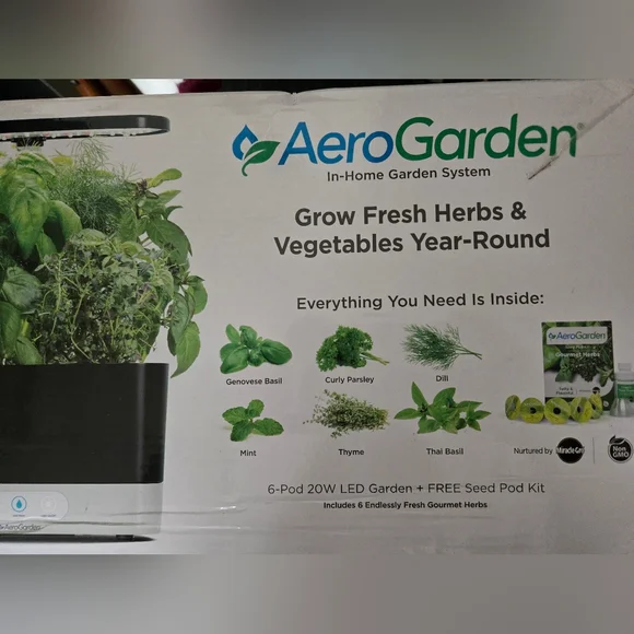 NEW AERO GARDEN - Picture 2 of 4